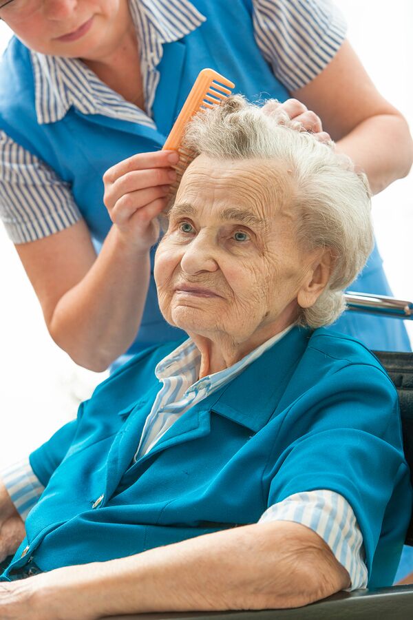 Caregiver in Pacific Beach CA: Hair Loss in Elderly Women
